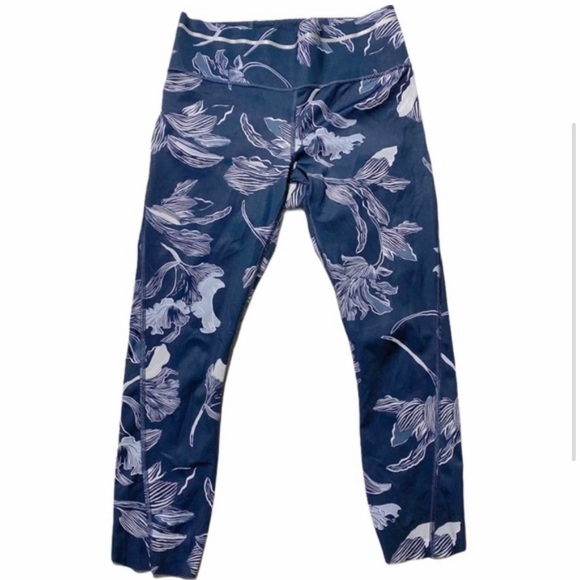 Athleta Floral Sonic Navy Leggings eh - Picture 8 of 16